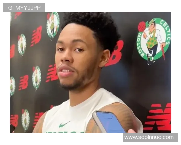 攻防压制！新援安芬尼-西蒙斯反击得手 绿军3分钟轰16-0强势反超